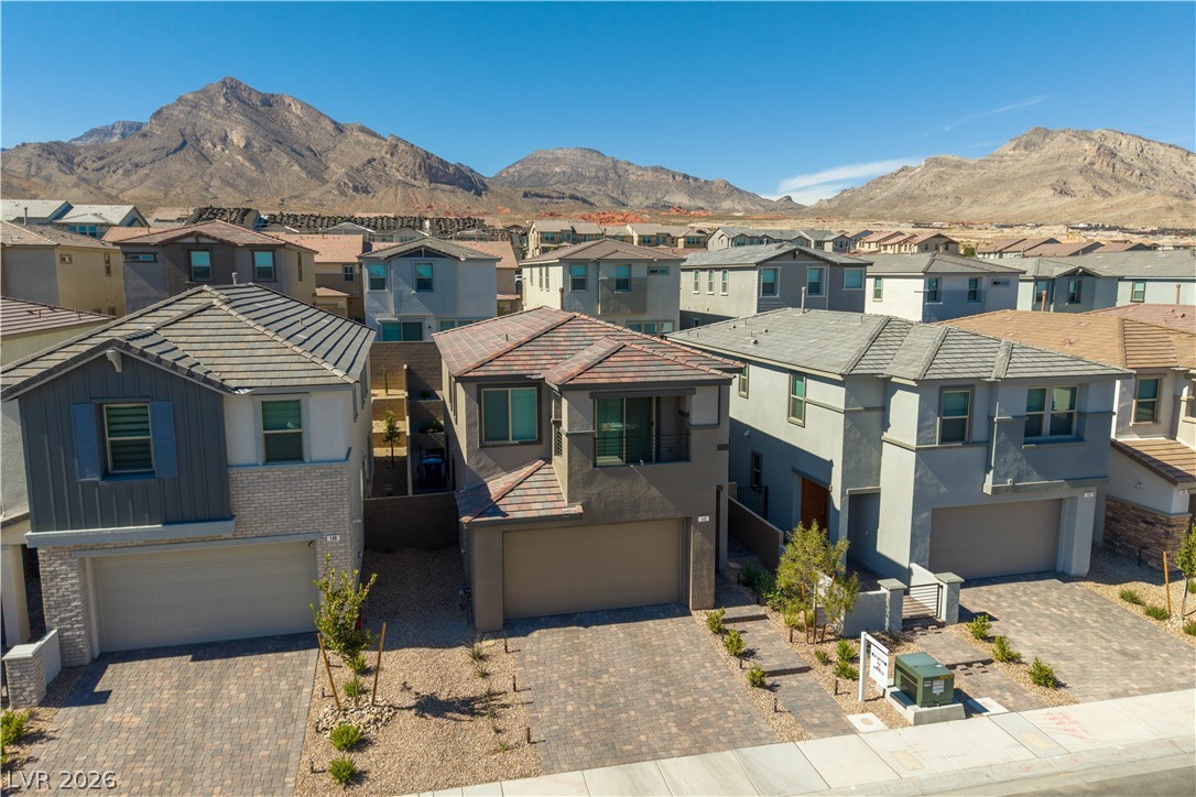 143 Silver Run Lane Las Vegas NV 89138