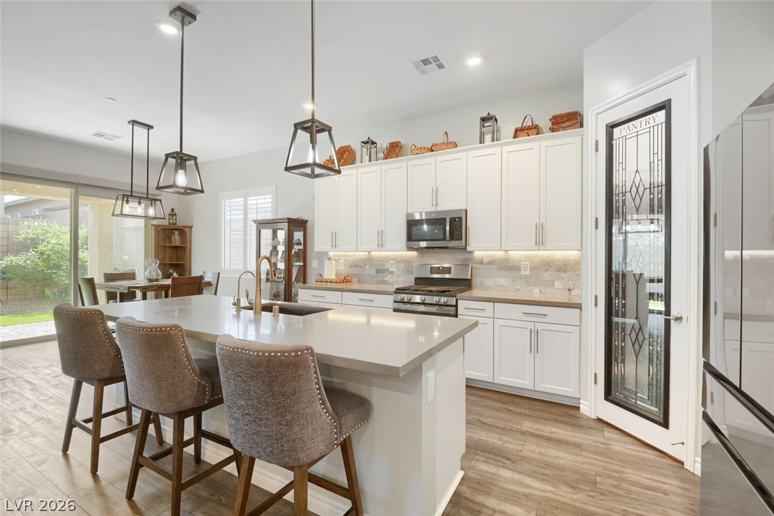 724 Dowland Street Henderson NV 89011