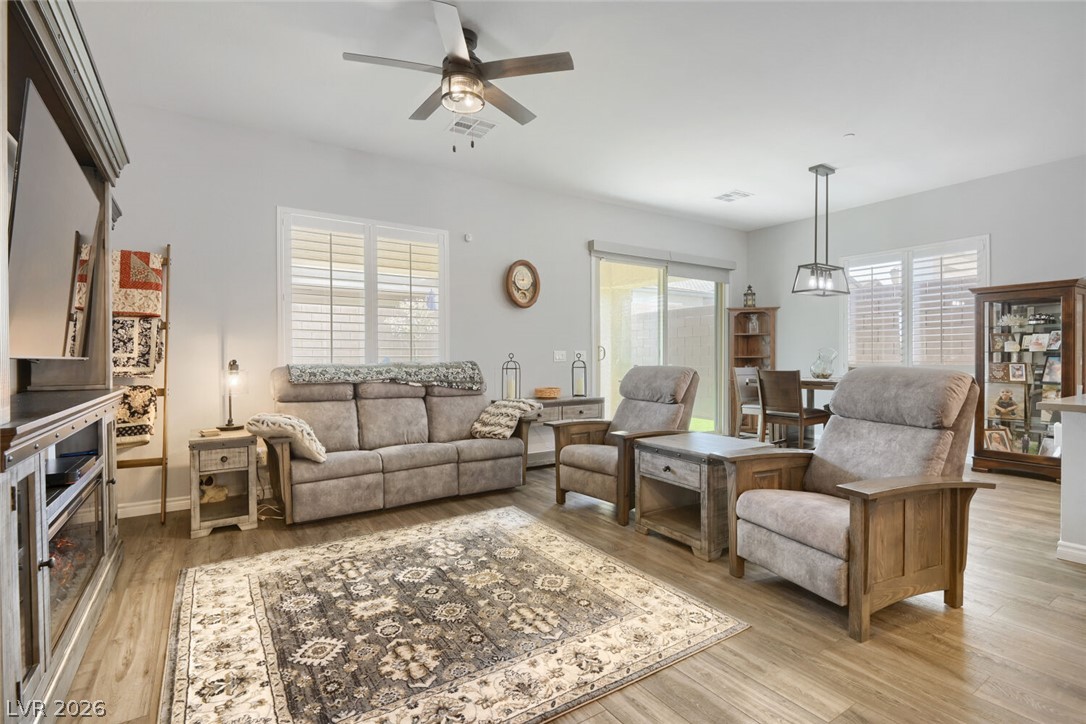724 Dowland Street Henderson NV 89011