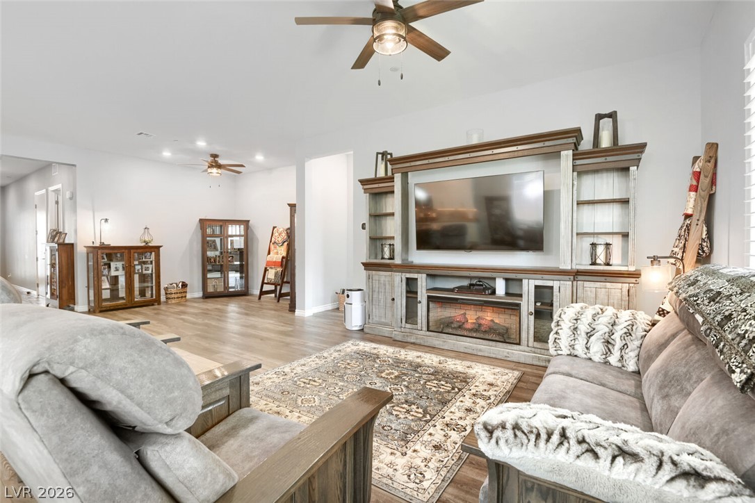 724 Dowland Street Henderson NV 89011