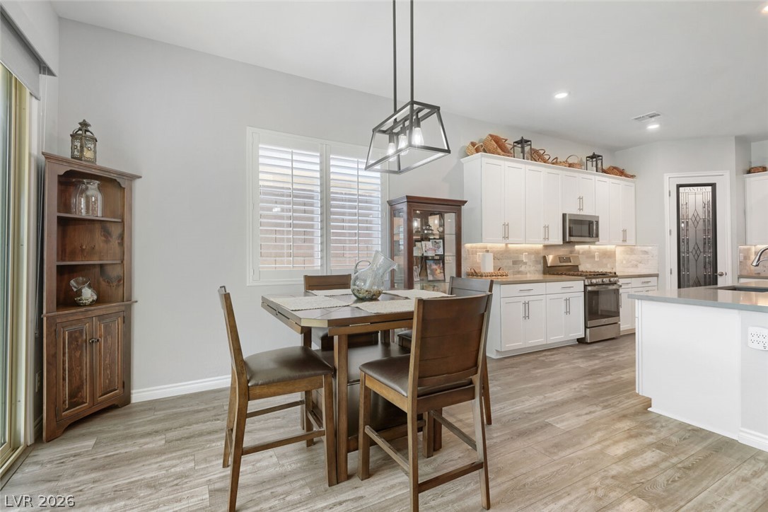 724 Dowland Street Henderson NV 89011