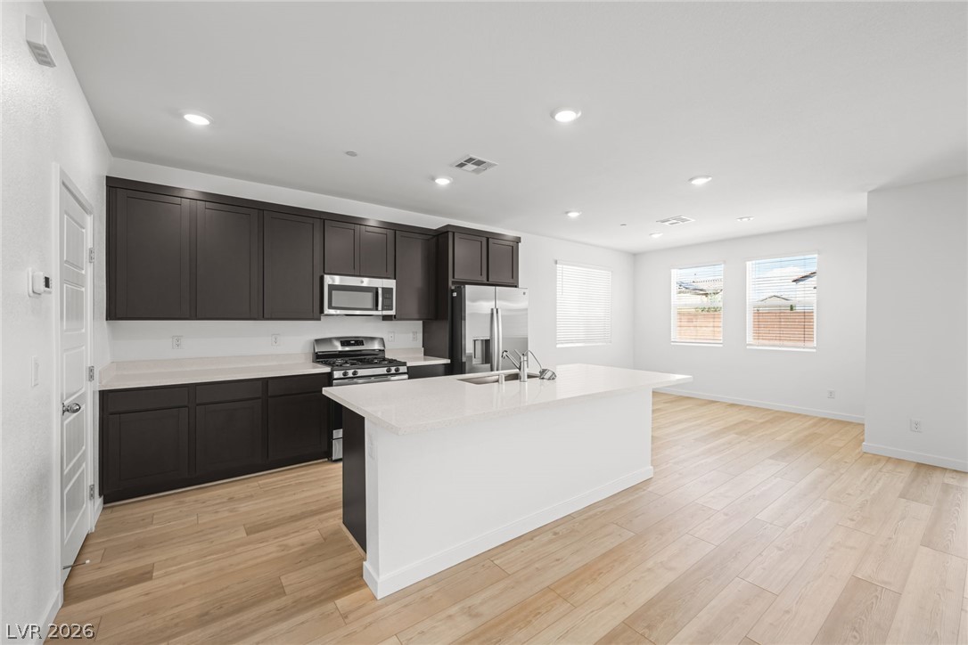 8148 Gusty Brook Street Las Vegas NV 89113