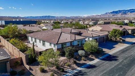 9763 Mountain Spruce Court Las Vegas NV 89178