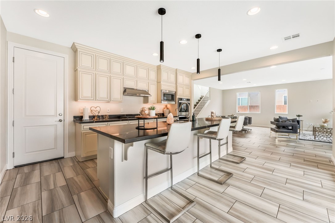 7315 Ellington Park Street Las Vegas NV 89166