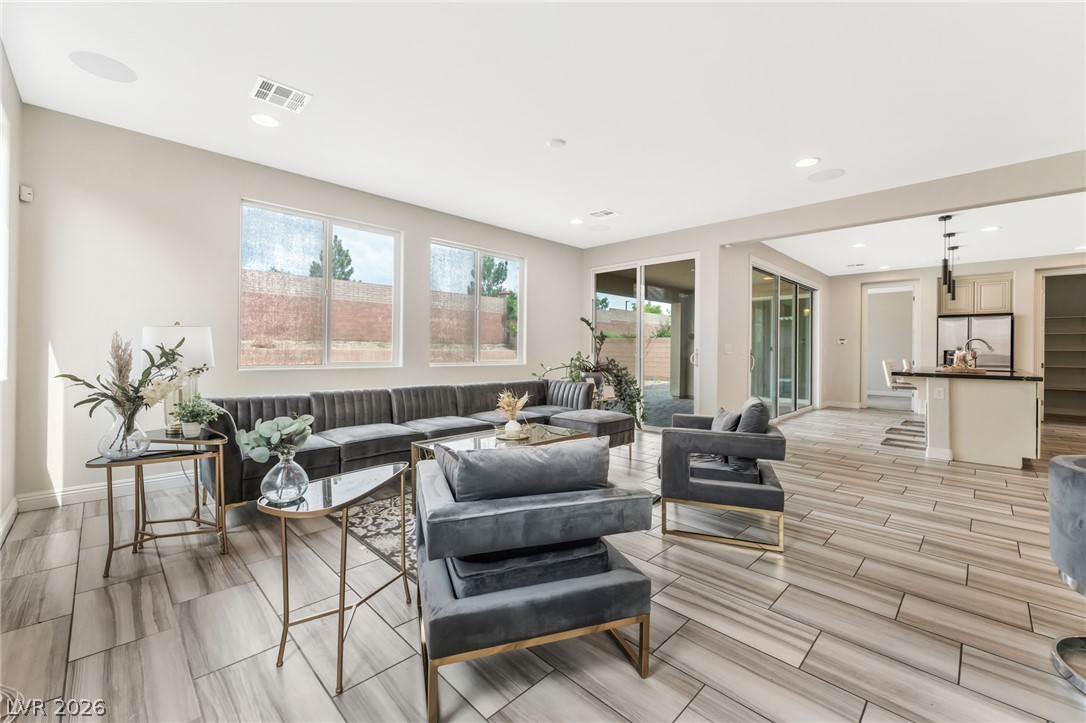 7315 Ellington Park Street Las Vegas NV 89166