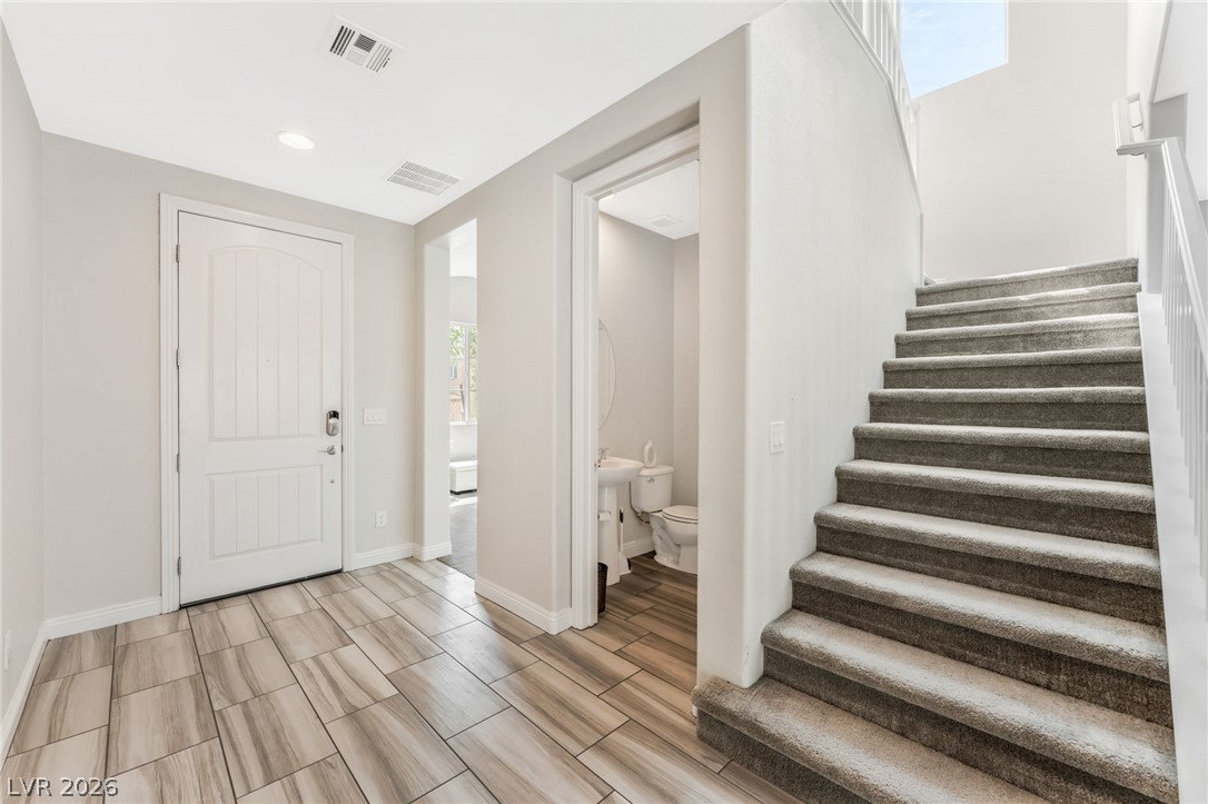 7315 Ellington Park Street Las Vegas NV 89166