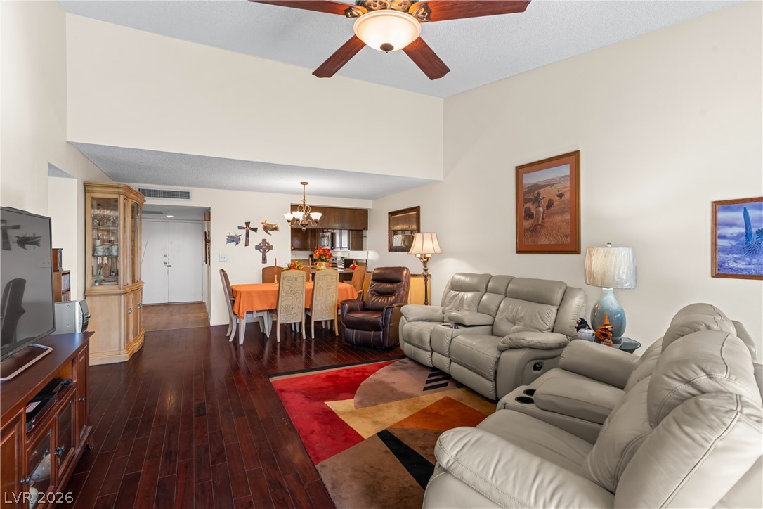 3155 Asoleado Circle Las Vegas NV 89121
