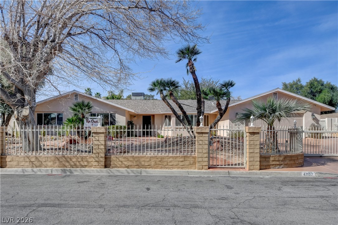 4207 Ridgecrest Drive Las Vegas NV 89121
