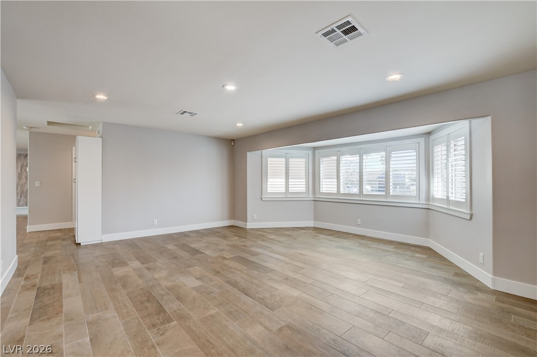 4207 Ridgecrest Drive Las Vegas NV 89121