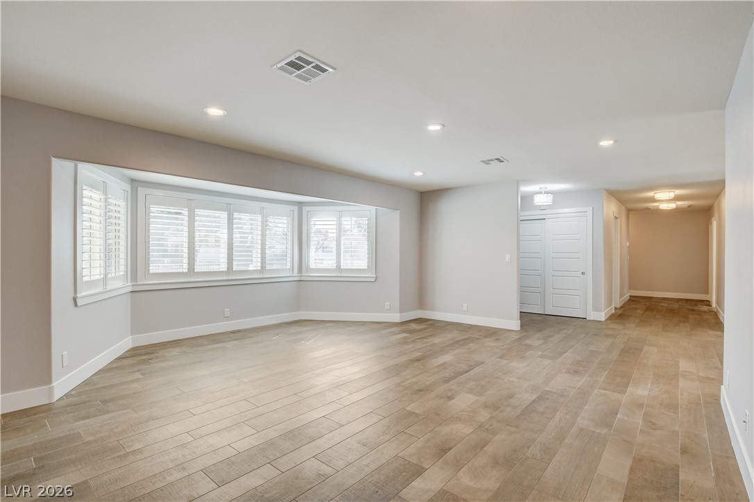 4207 Ridgecrest Drive Las Vegas NV 89121