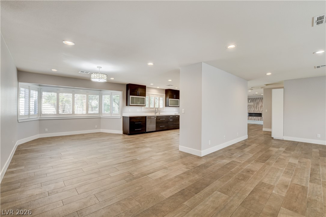 4207 Ridgecrest Drive Las Vegas NV 89121