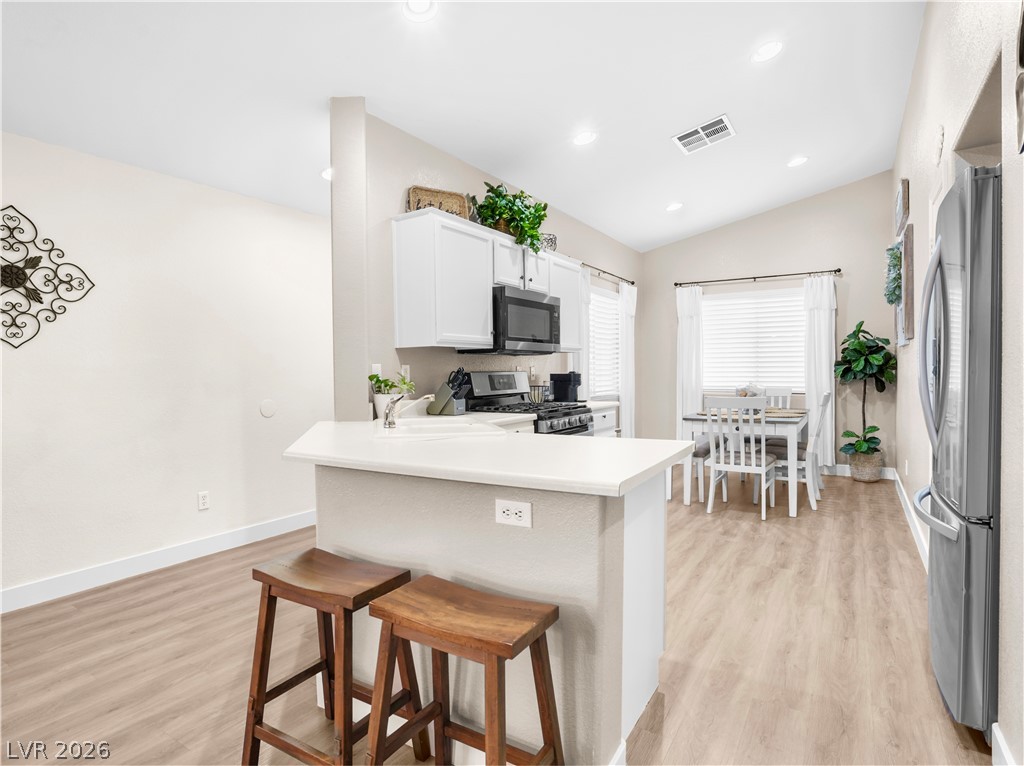 3323 Wrangell Mountain Street Las Vegas NV 89122