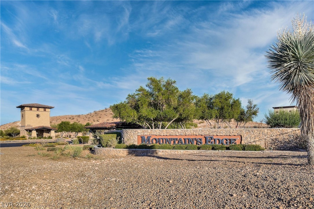 10003 Bayberry Bend Street Las Vegas NV 89178