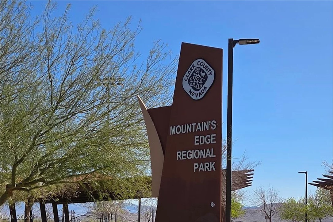 10003 Bayberry Bend Street Las Vegas NV 89178