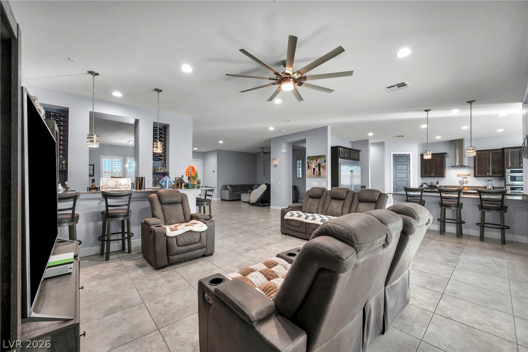 6215 North Eula Street Las Vegas NV 89149