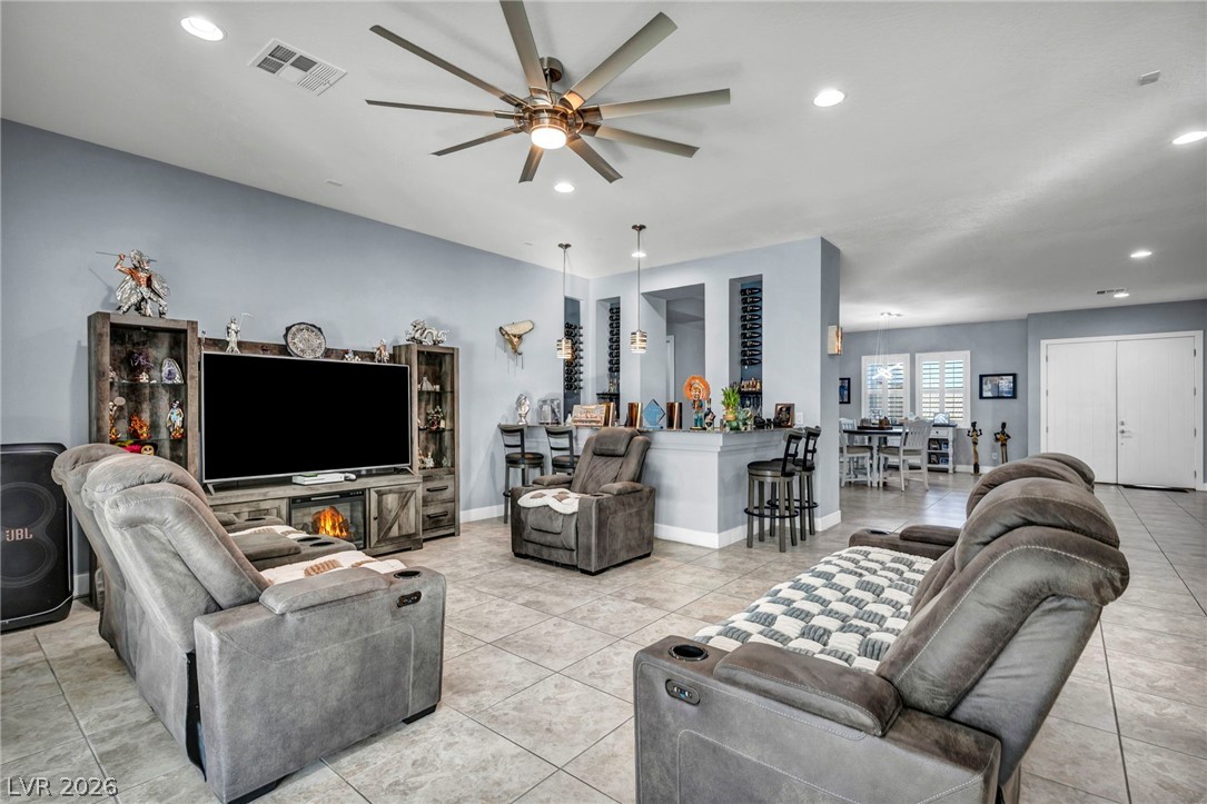 6215 North Eula Street Las Vegas NV 89149