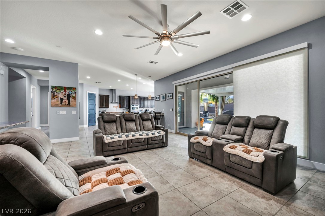 6215 North Eula Street Las Vegas NV 89149