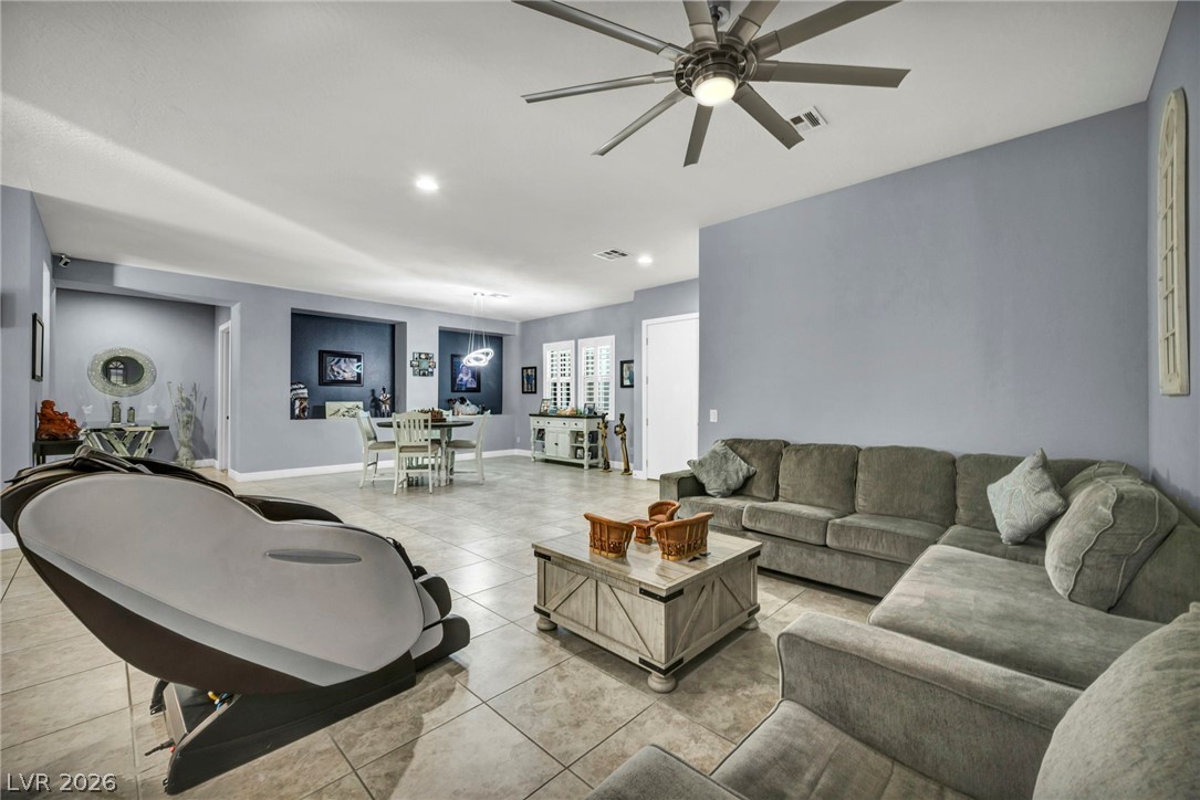 6215 North Eula Street Las Vegas NV 89149