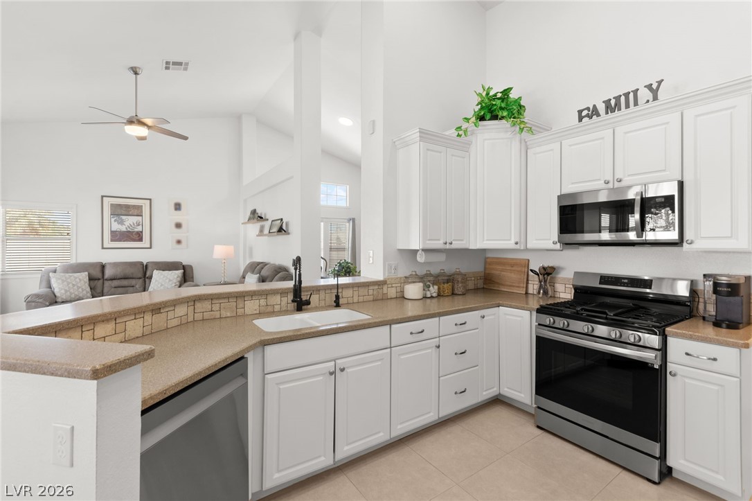 305 Redondo Street Henderson NV 89014