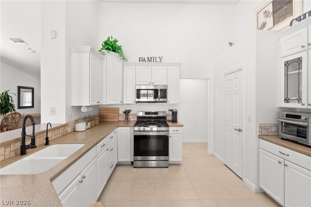 305 Redondo Street Henderson NV 89014