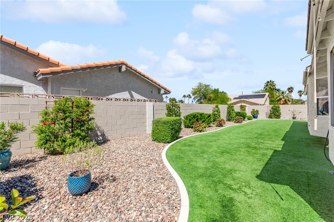 305 Redondo Street Henderson NV 89014