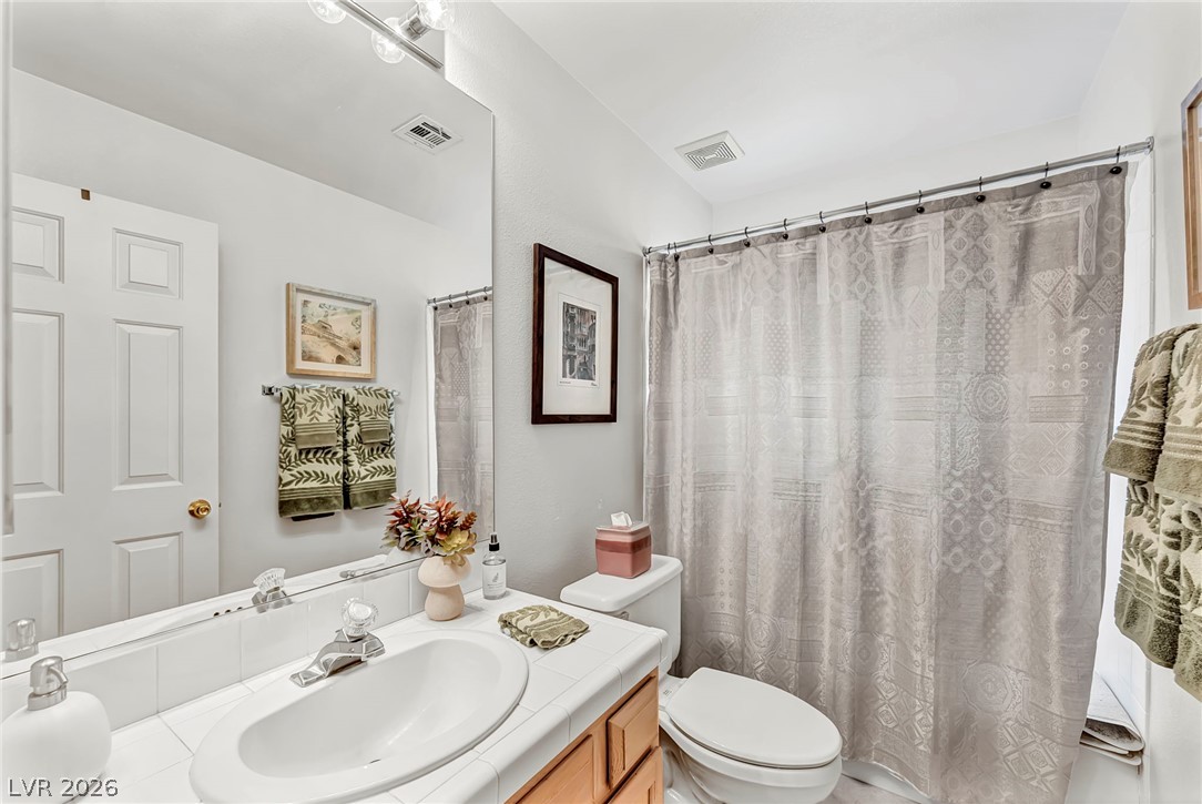 8032 Divernon Avenue Las Vegas NV 89149