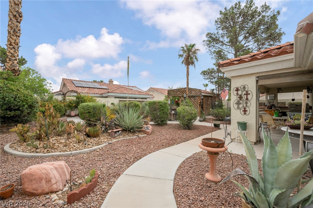 8032 Divernon Avenue Las Vegas NV 89149
