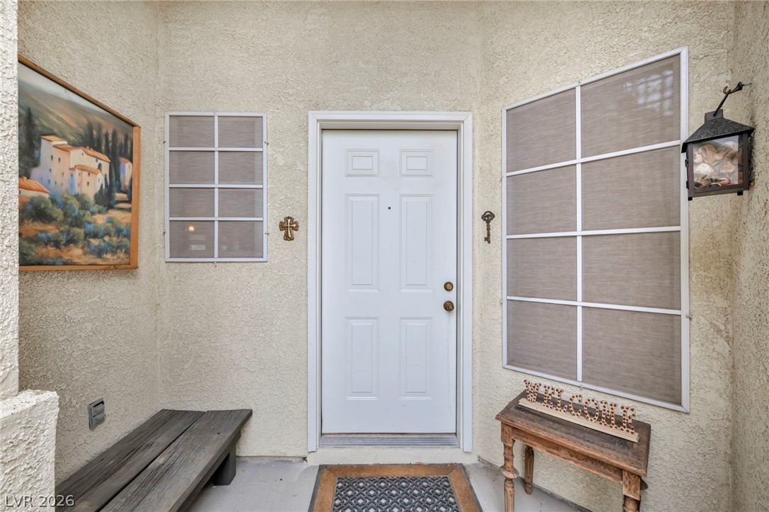 8032 Divernon Avenue Las Vegas NV 89149
