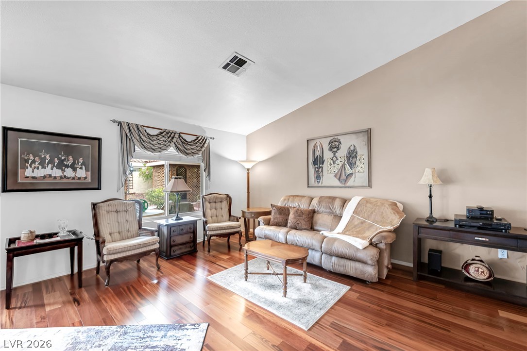 8032 Divernon Avenue Las Vegas NV 89149