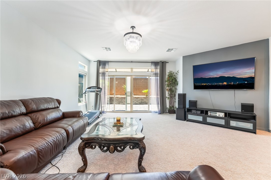 8423 Hawks View Street Las Vegas NV 89113