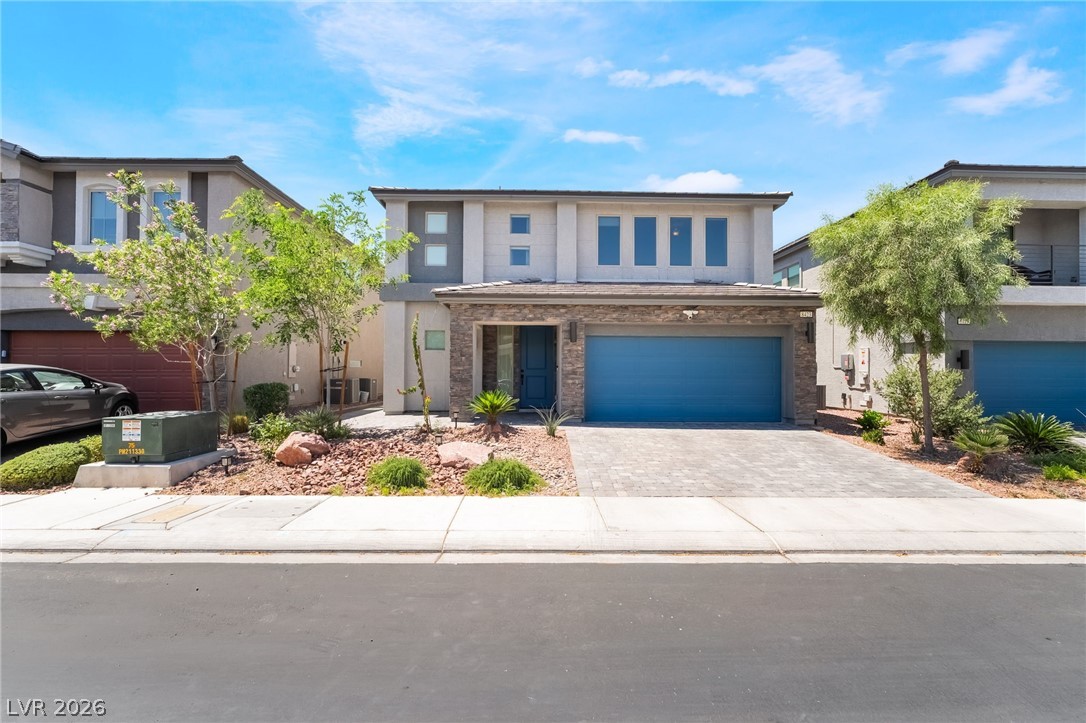 8423 Hawks View Street Las Vegas NV 89113