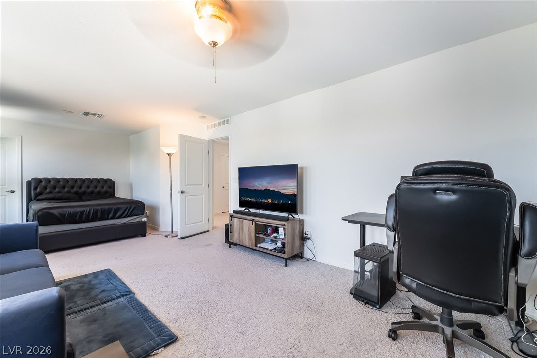 8423 Hawks View Street Las Vegas NV 89113