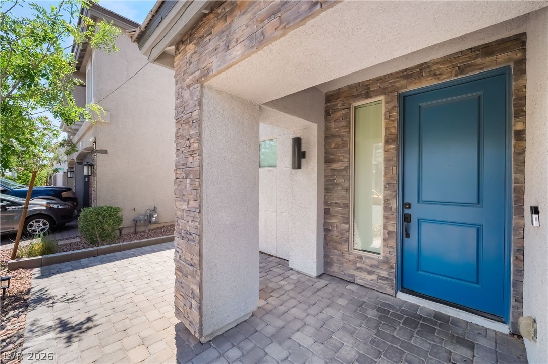 8423 Hawks View Street Las Vegas NV 89113