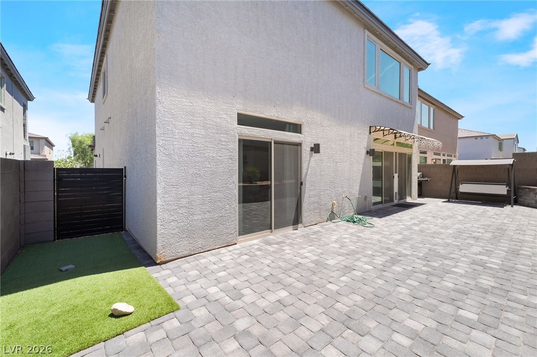 8423 Hawks View Street Las Vegas NV 89113