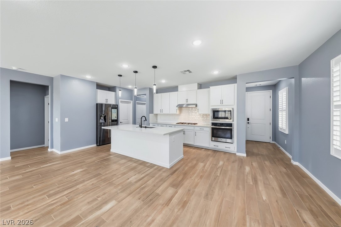 8672 Bench Street Las Vegas NV 89139