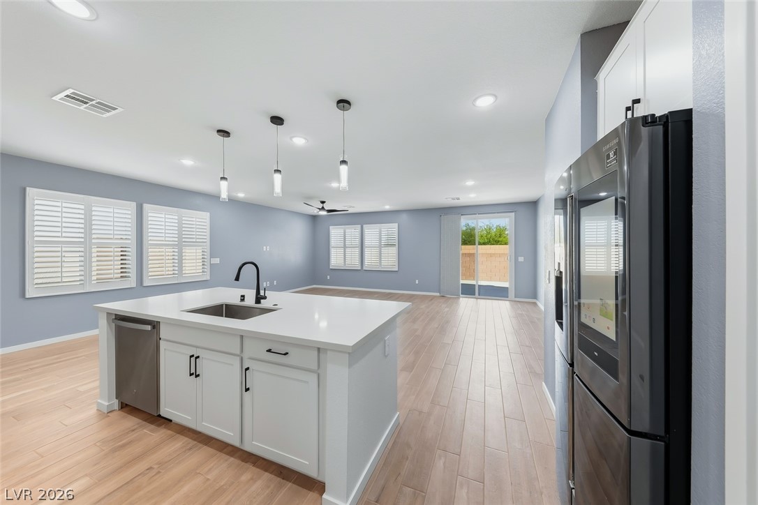 8672 Bench Street Las Vegas NV 89139