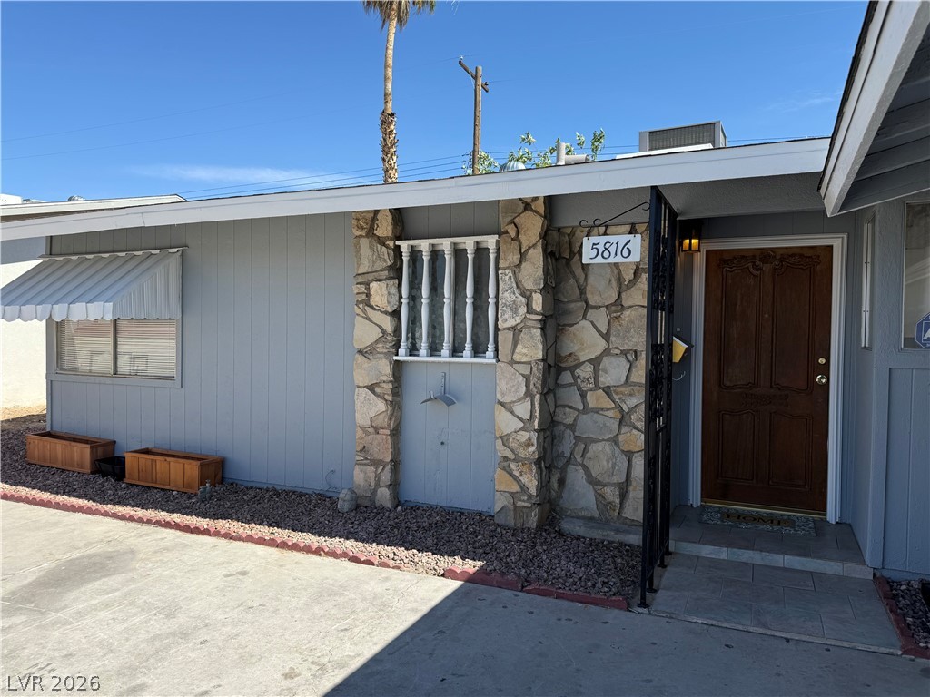 5816 Martita Avenue Las Vegas NV 89108