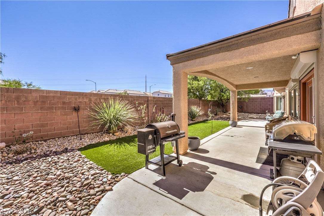 8327 Bowman Woods Circle Las Vegas NV 89129