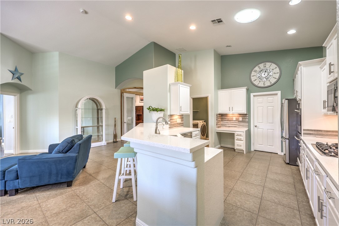 8327 Bowman Woods Circle Las Vegas NV 89129