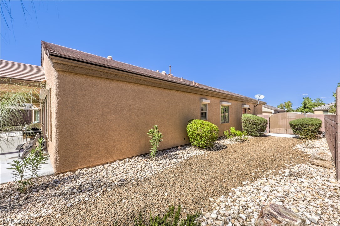 8327 Bowman Woods Circle Las Vegas NV 89129