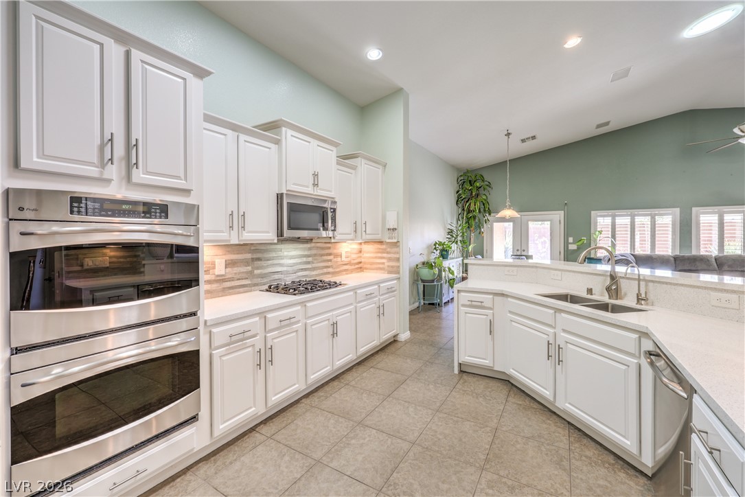 8327 Bowman Woods Circle Las Vegas NV 89129