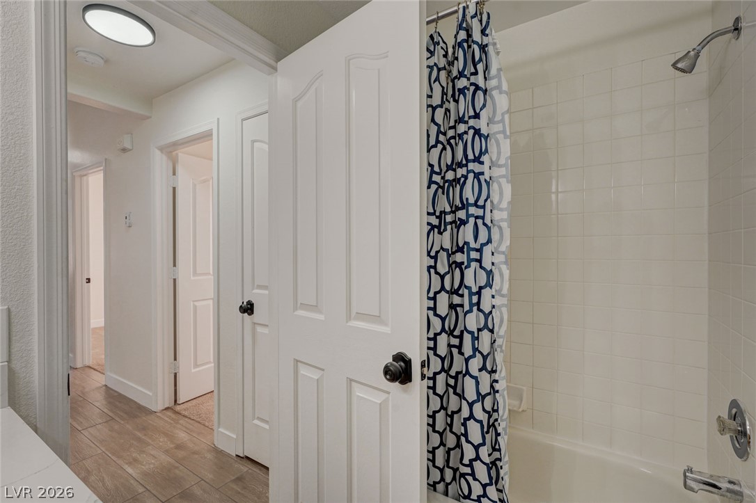 9844 Lenox Crest Place Las Vegas NV 89134