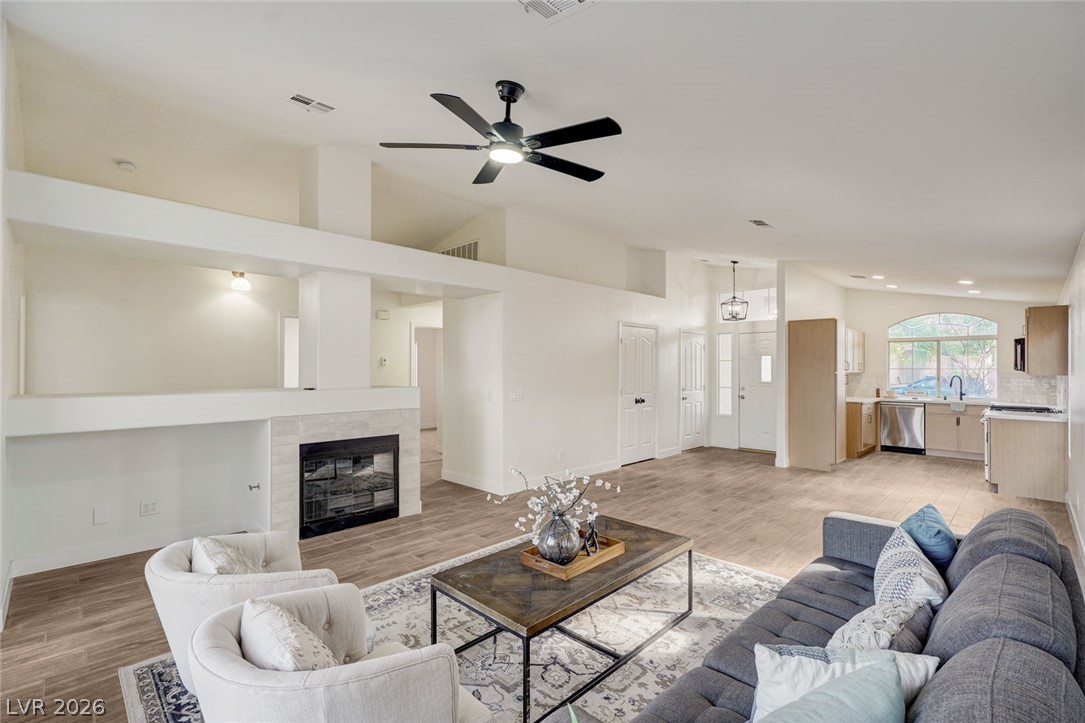 9844 Lenox Crest Place Las Vegas NV 89134
