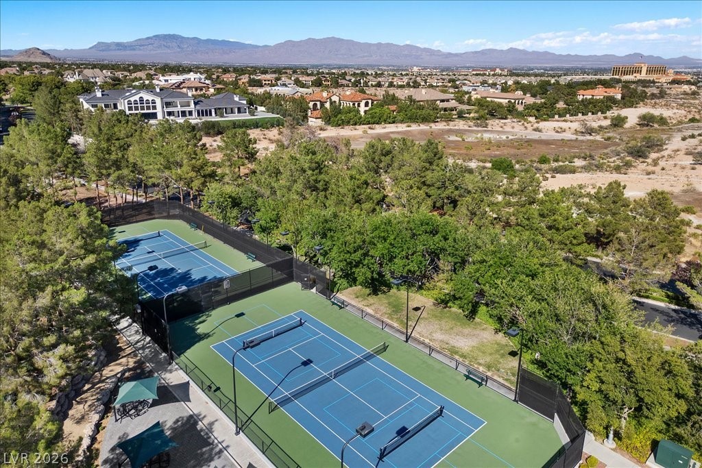 9521 Queen Charlotte Drive Las Vegas NV 89145
