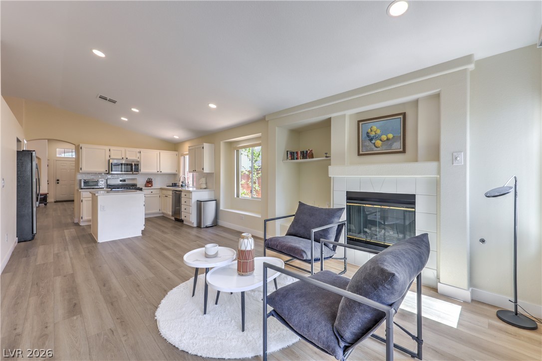 928 Autumn Royal Lane Las Vegas NV 89144