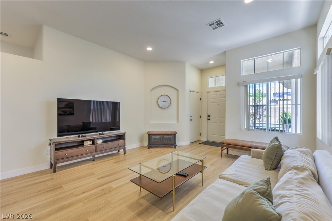 928 Autumn Royal Lane Las Vegas NV 89144