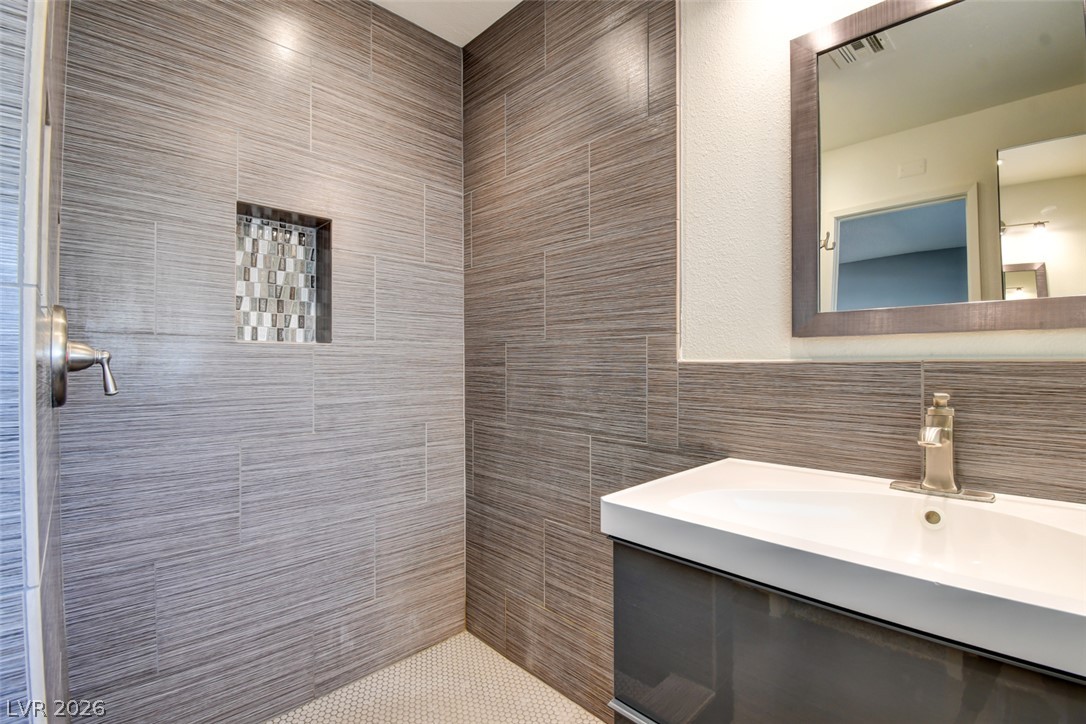 108 Hollyhock Lane Las Vegas NV 89107