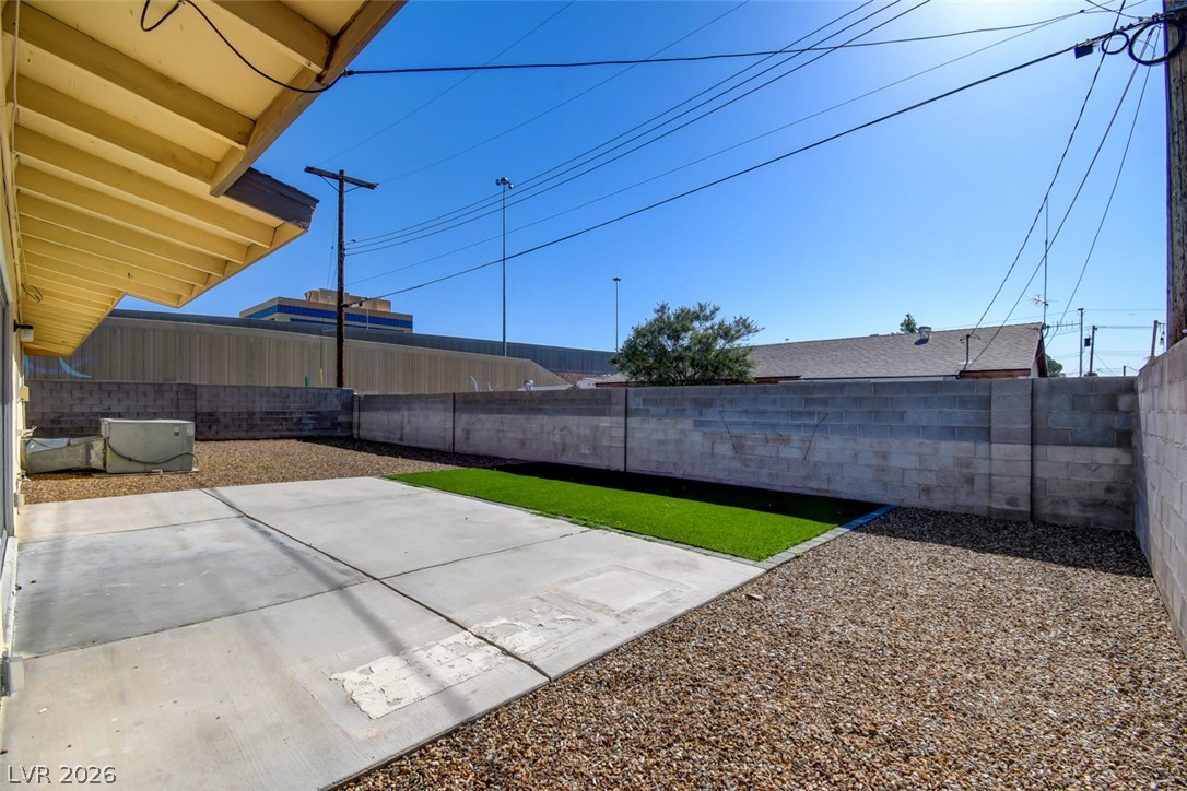 108 Hollyhock Lane Las Vegas NV 89107