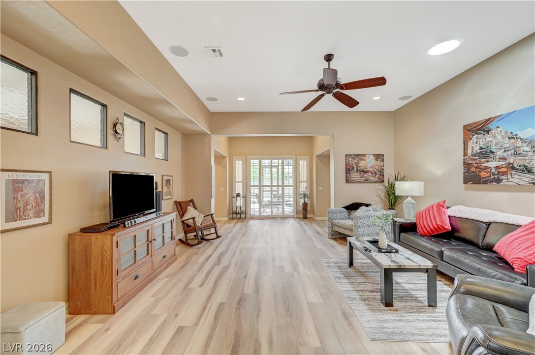 3713 Corte Bella Hills Avenue North Las Vegas NV 89081