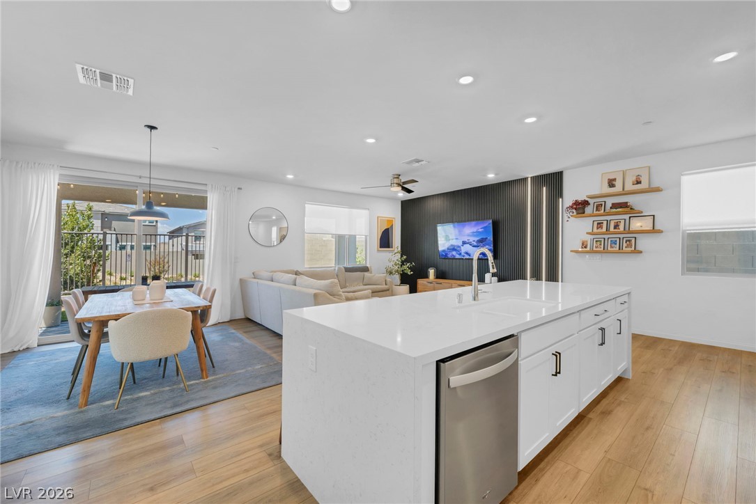 11808 Black Canary Avenue Las Vegas NV 89138